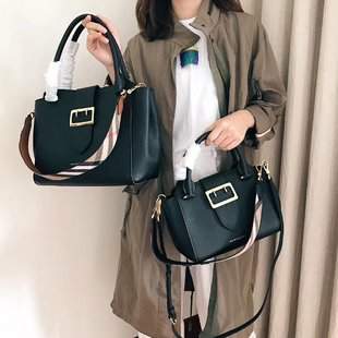 Picture of Burberry Handbags _SKUfw227106926fw